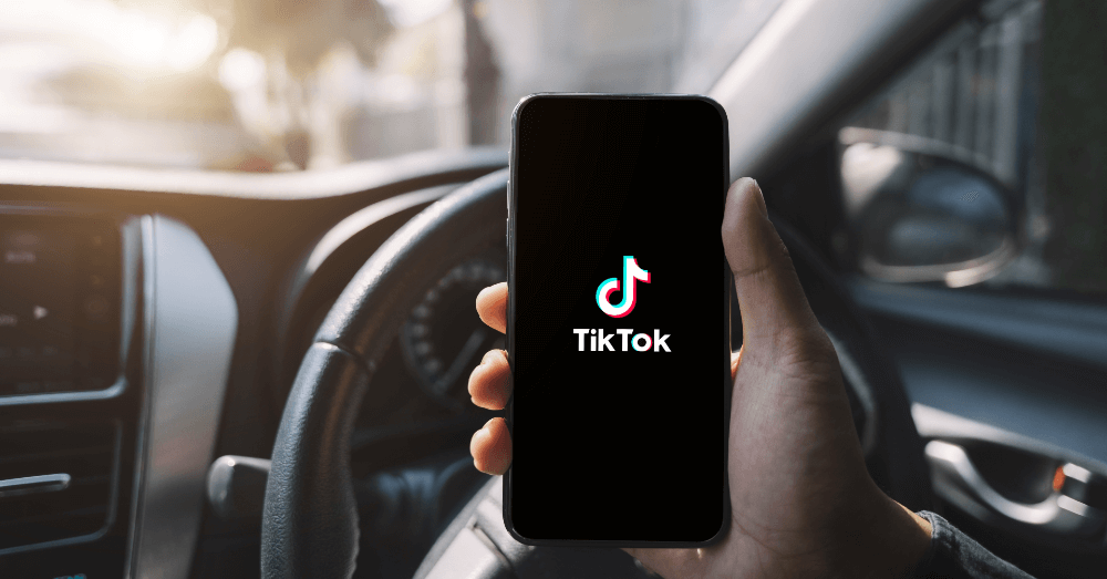 Maximize TikTok Ad Reach: Niche, Timing, and Hashtags